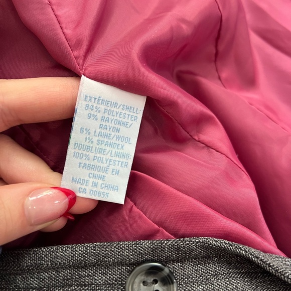 Smart Set Blazer - Picture 3 of 4